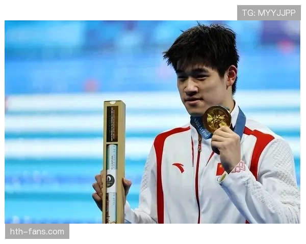 潘展乐助力中国队勇夺东京接力金牌，书写泳坛新辉煌