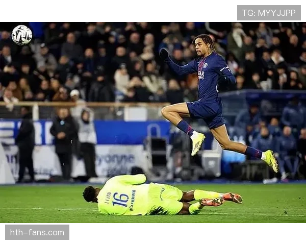 登贝莱献精彩助攻助法甲球队再胜，状态回暖表现抢眼