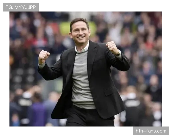 德甲转会动态:各队夏窗引援策略与阵容调整趋势 德甲转会动态:各队夏窗引援策略与阵容调整趋势