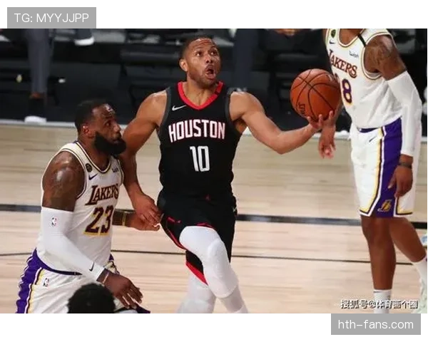 戈登利用挡拆创造投篮机会效率提升明显，助火箭拉开比分差距