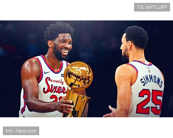 恩比德训练完直接睡，跟普通上班族一点都不一样，你以为打球累到不行他倒像场上的睡神？